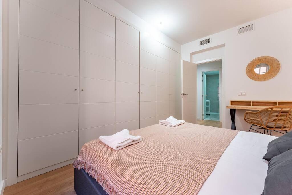 Premium Flat In Malaga Center With Free Parking Apartment ภายนอก รูปภาพ